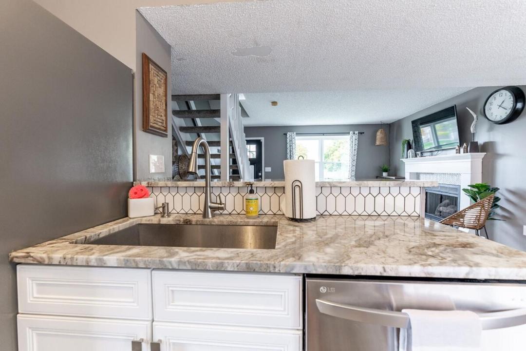 Photo of Kitchen in Grove City