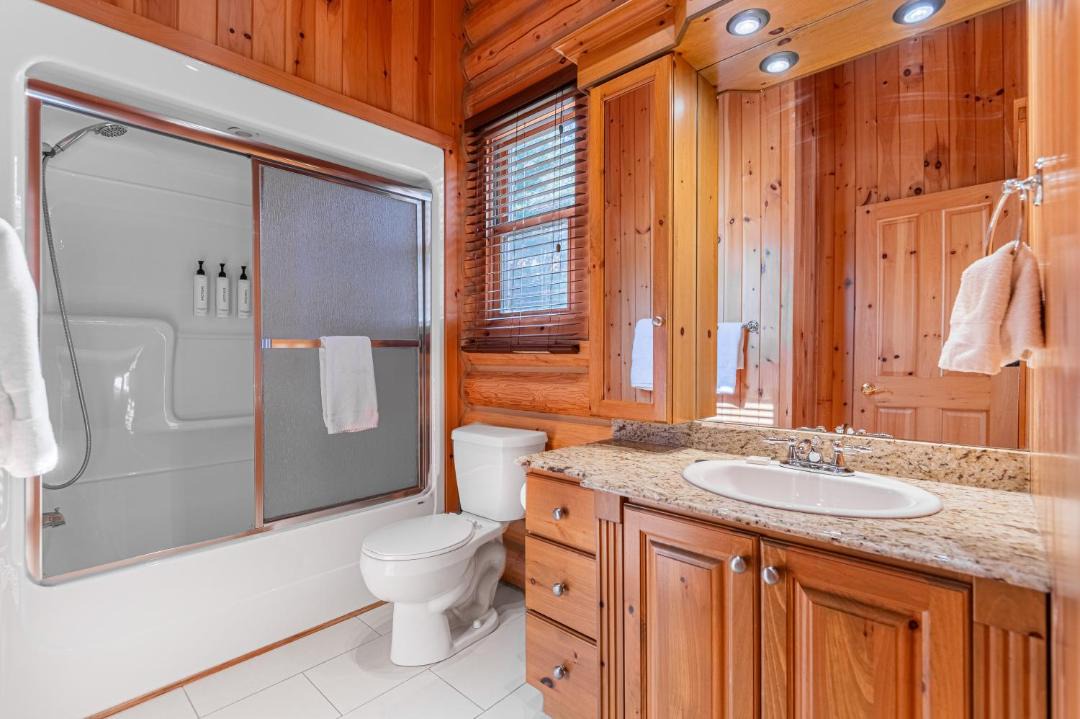Photo of Bathroom in Fiddler Lake Resort