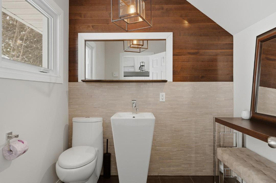Photo of Bathroom in Stanstead Township