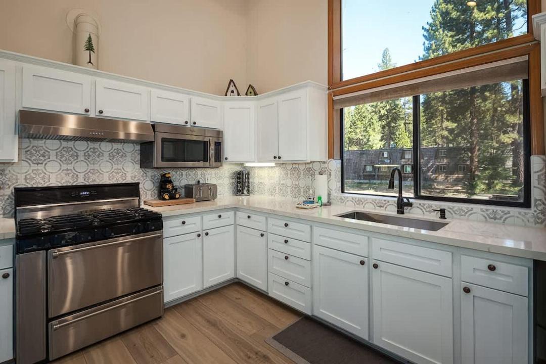 Photo of Others in Tahoe Vista