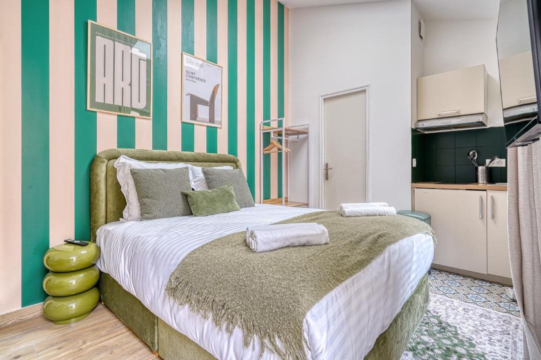 Photo of Bedroom in Saint-Denis