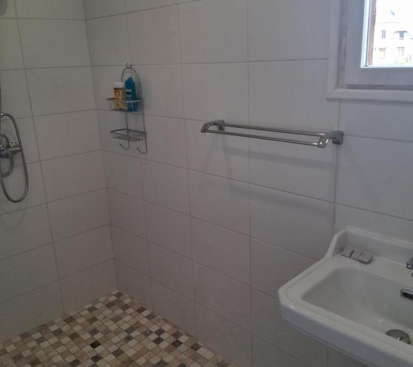 Photo of Bathroom in Saint-Symphorien