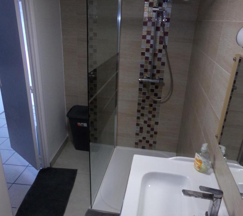 Photo of Bathroom in Valenciennes