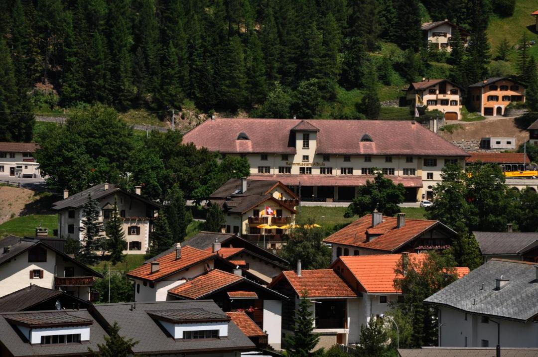 Photo of Others in Berguen