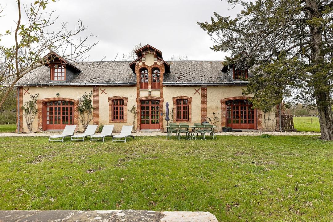 Photo of Others in Ambillou