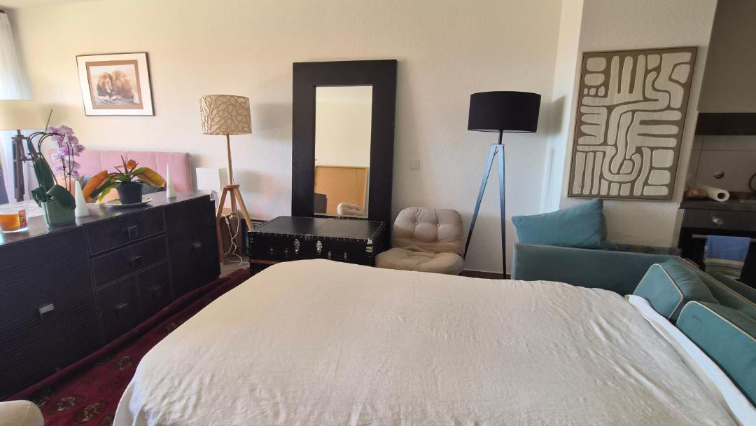 Photo of Bedroom in Downtown Geneva