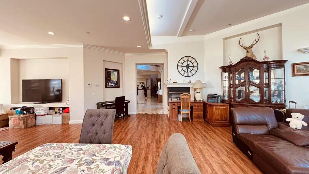 Photo of Livingroom in Hacienda Heights