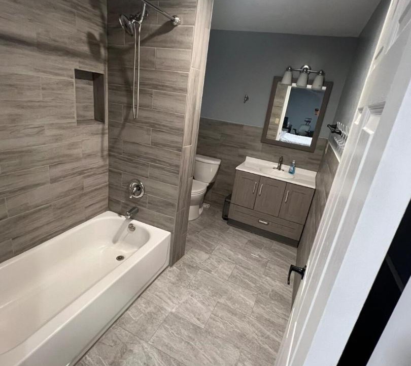 Photo of Bathroom in Oak Park