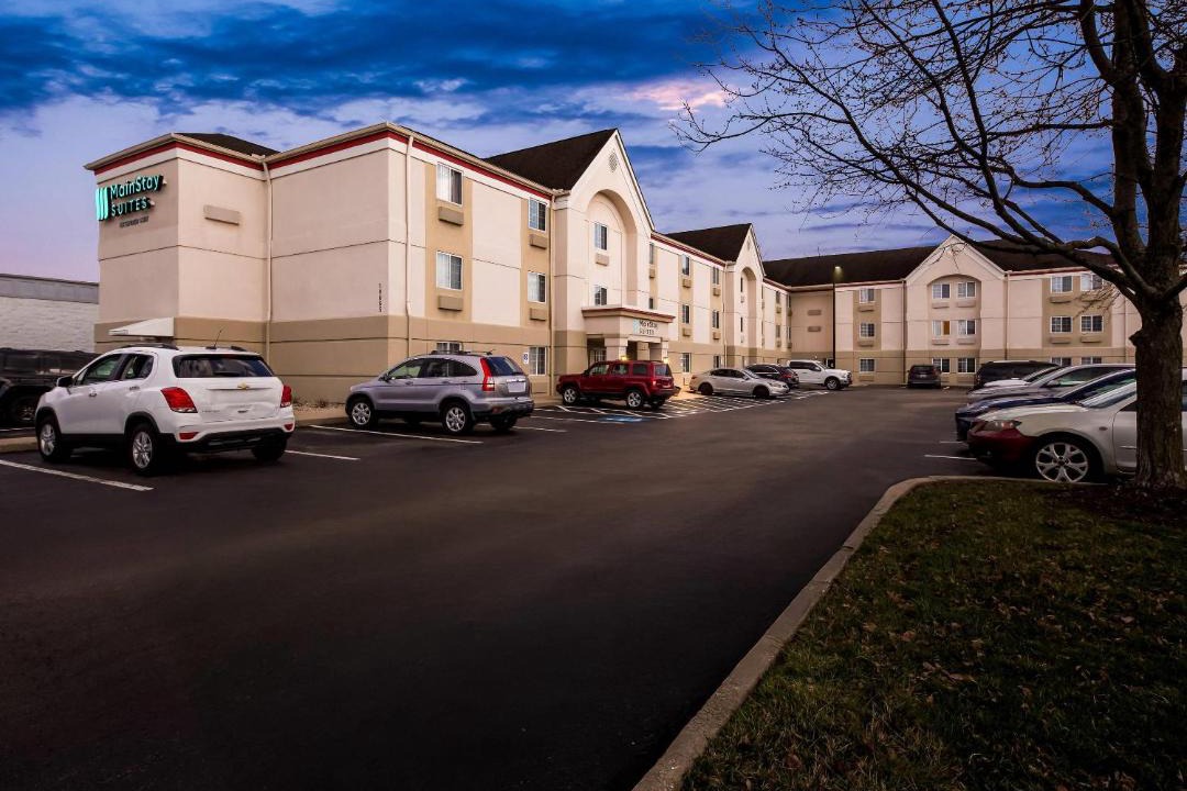 Photo of Buildings in Blue Ash