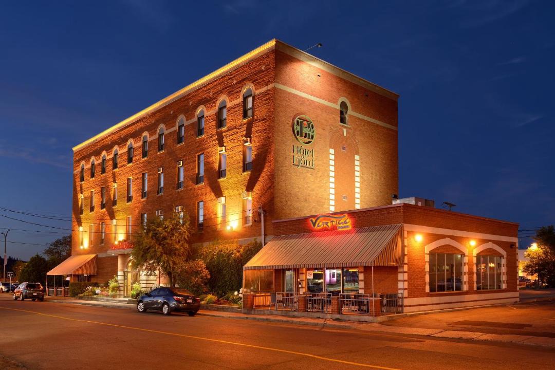 Photo of Buildings in Chicoutimi
