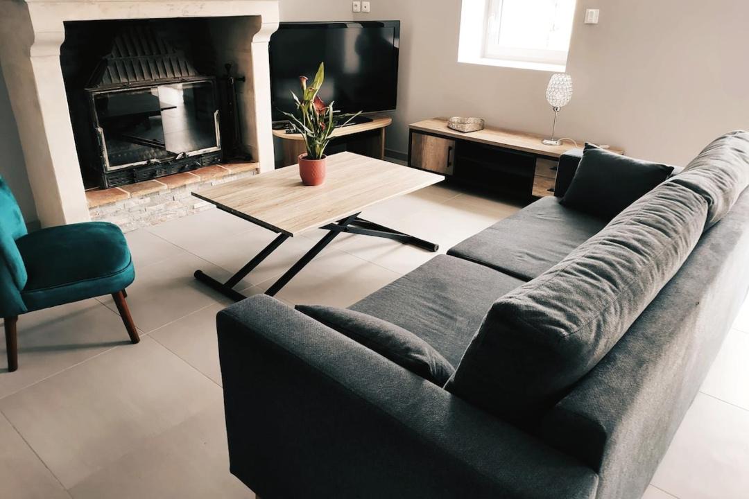 Photo of Livingroom in Coulans-sur-Gee