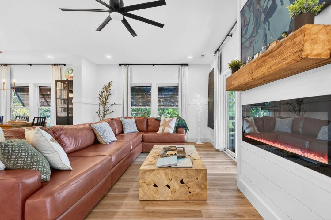 Photo of Livingroom in Long Beach