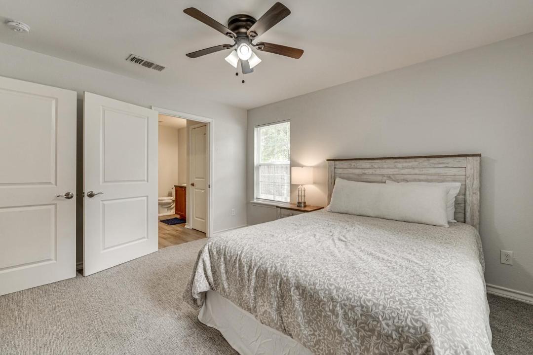 Photo of Bedroom in Nash