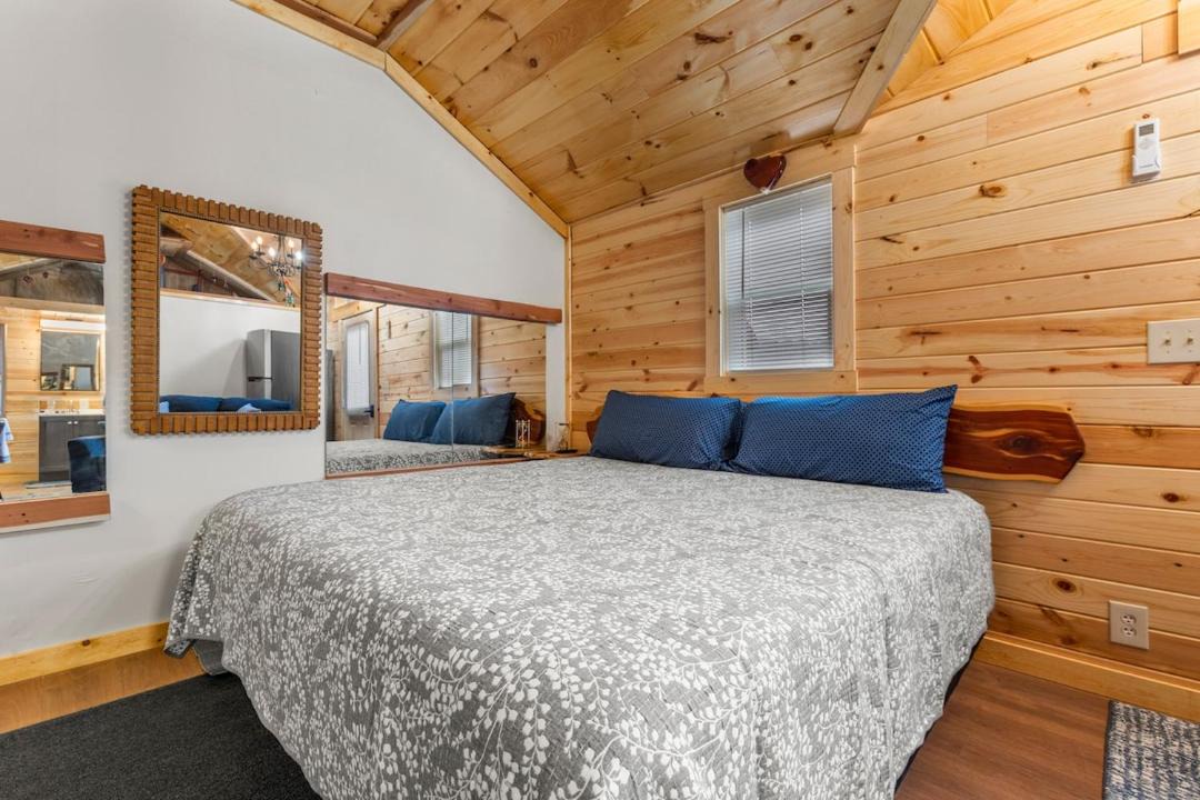 Photo of Bedroom in Stanton