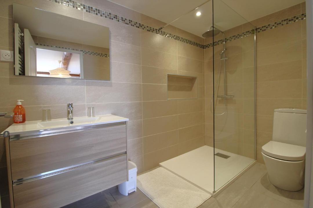 Photo of Bathroom in Maizieres