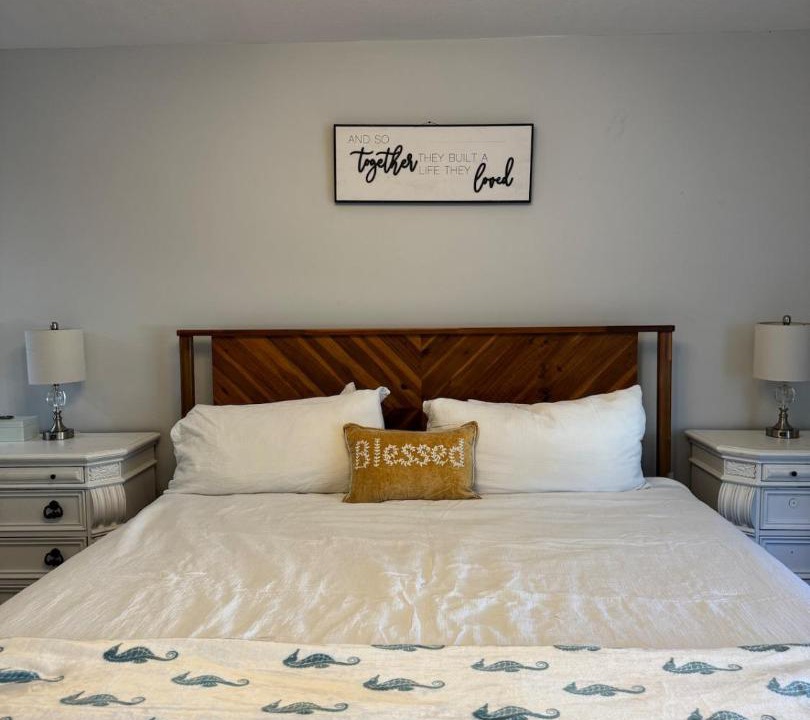 Photo of Bedroom in East Lake Woodlands