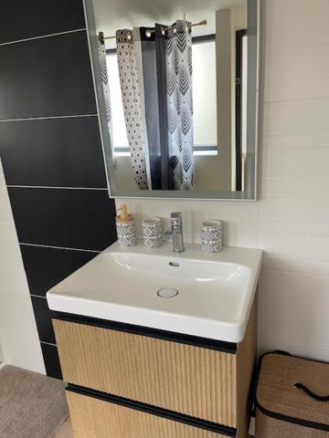 Photo of Bathroom in Villaines-les-Rochers