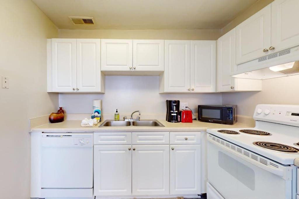 Photo of Kitchen in River Pointe