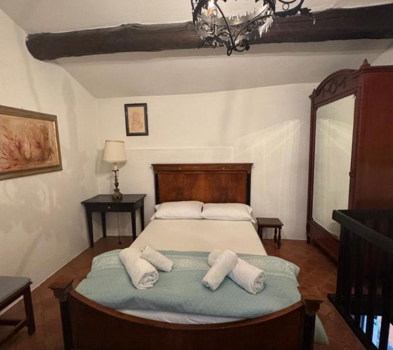 Photo of Bedroom in Torricella Taverne