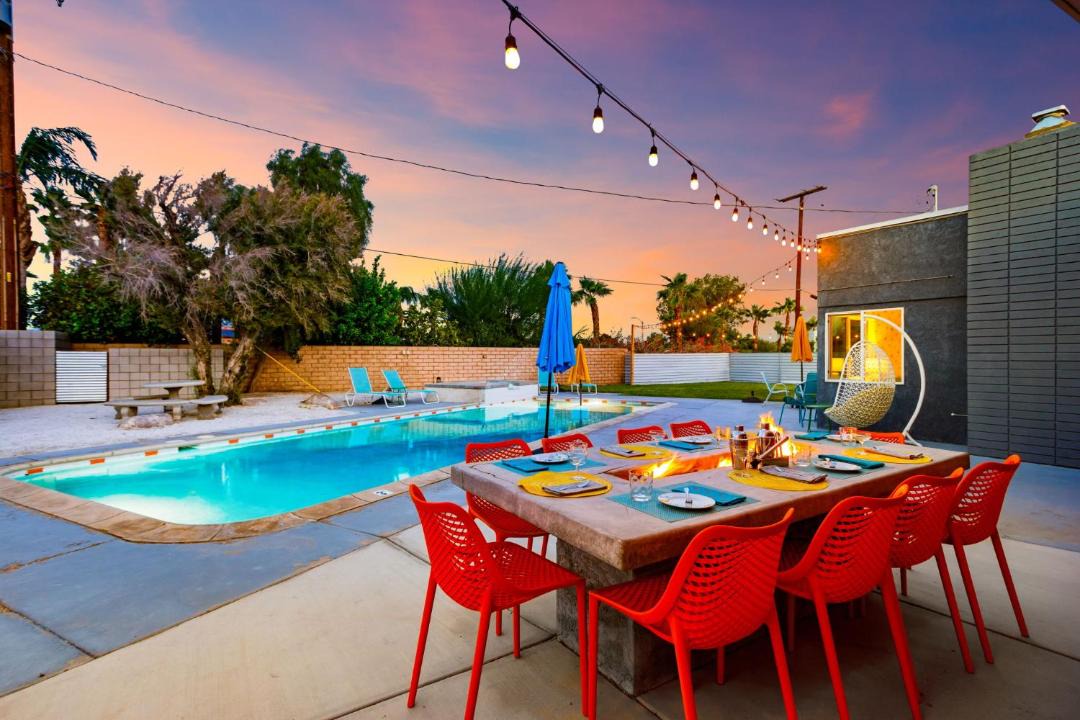 Photo of Patio Balcony in Racquet Club Estates
