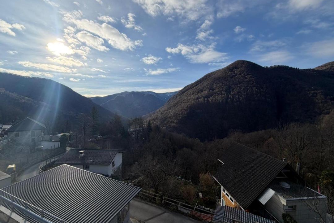 Photo of Others in Isorno