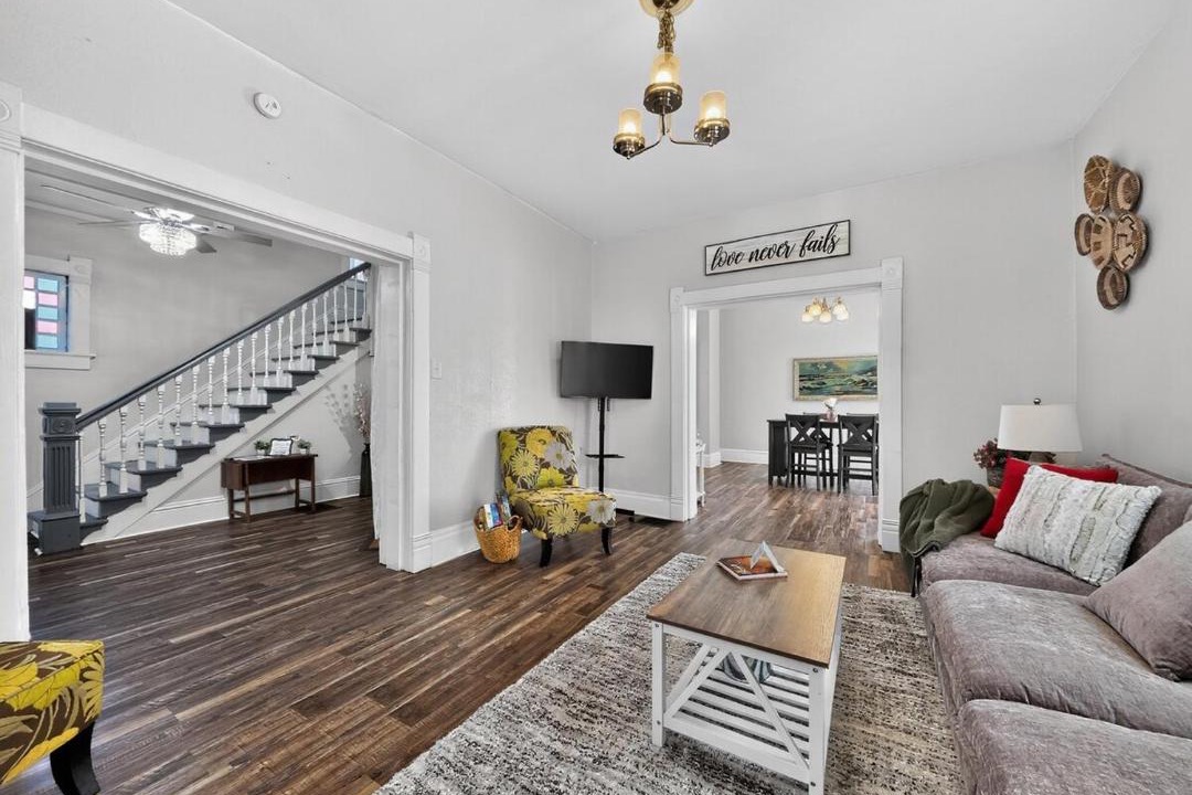 Photo of Livingroom in Farmington