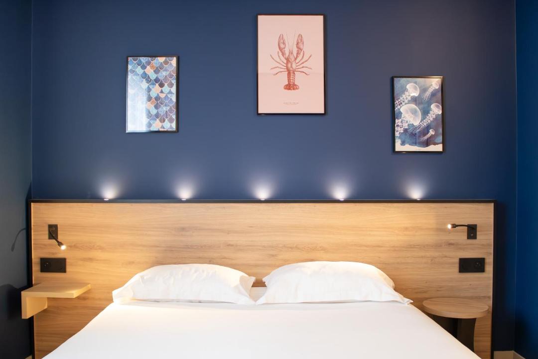Photo of Bedroom in La Madeleine-Bellevue