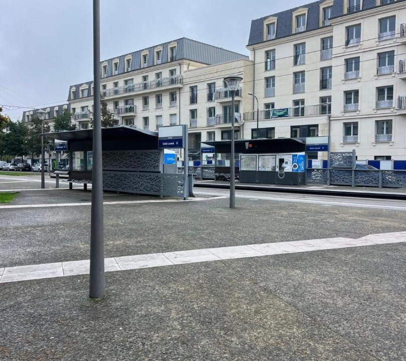 Photo of Others in Clamart