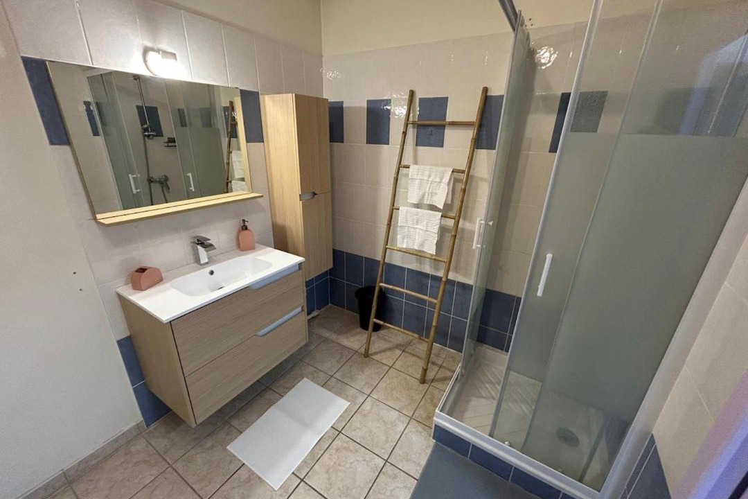 Photo of Bathroom in Livron-sur-Drome