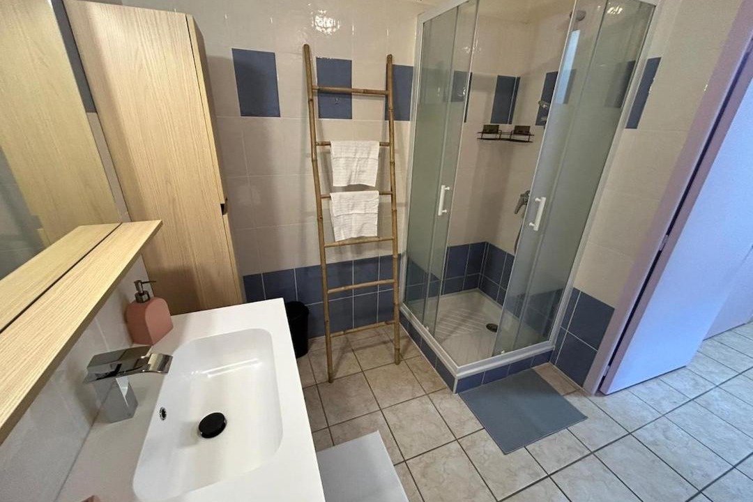 Photo of Bathroom in Livron-sur-Drome