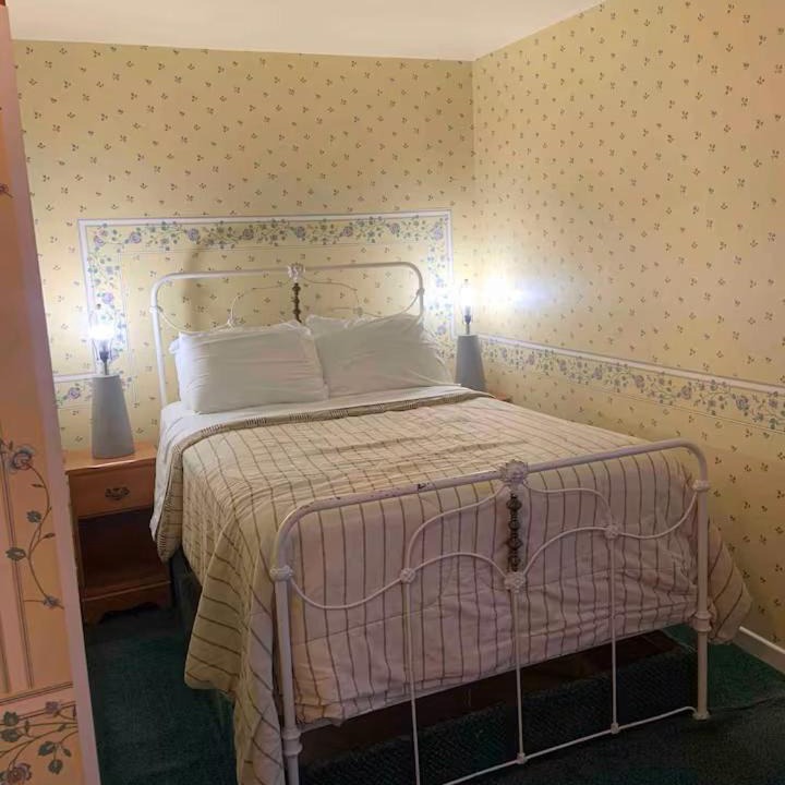 Photo of Bedroom in Historic Old Town