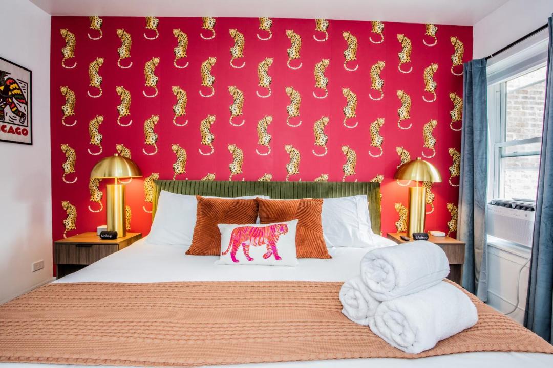Photo of Bedroom in East Garfield Park