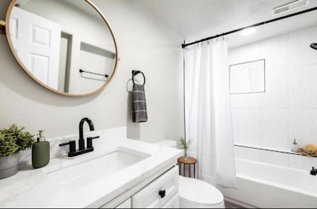 Photo of Bathroom in Fairpark