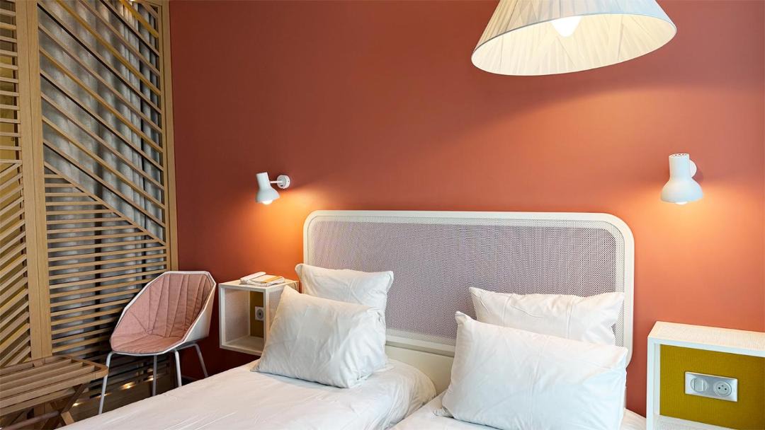Photo of Bedroom in 10th Arrondissement