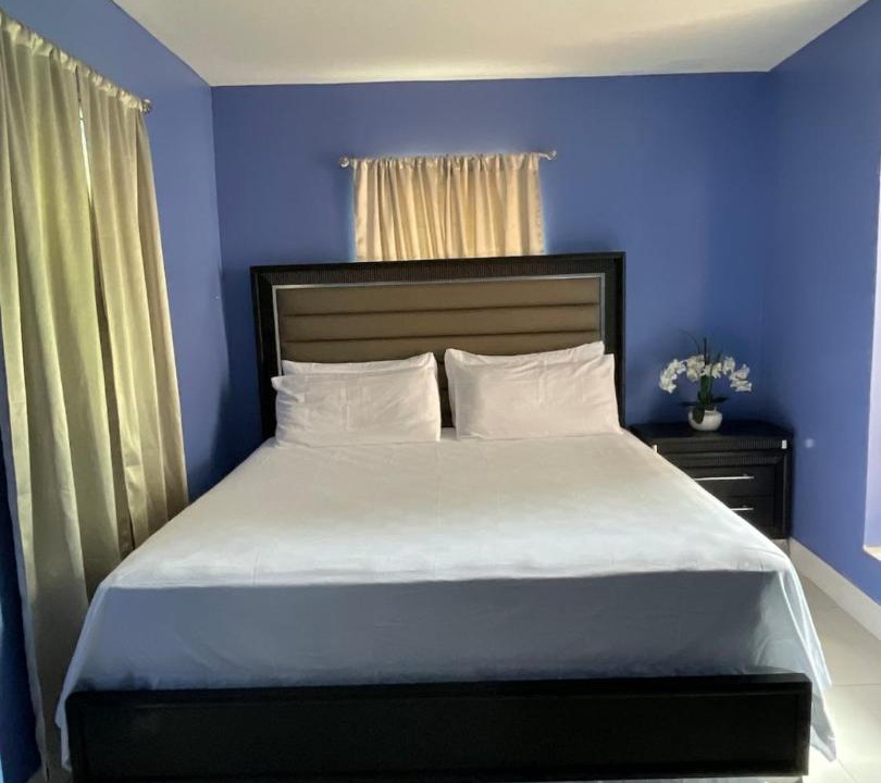 Photo of Bedroom in Central Fort Lauderdale