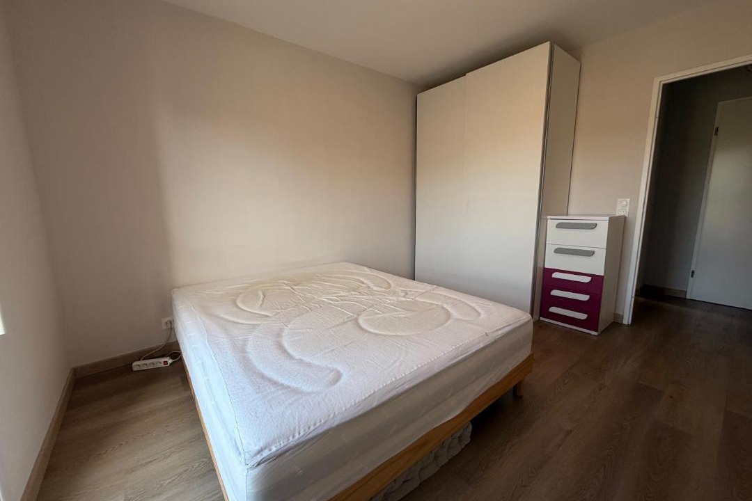 Photo of Bedroom in Maurepas