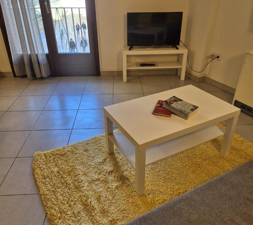 Photo of Livingroom in Vic
