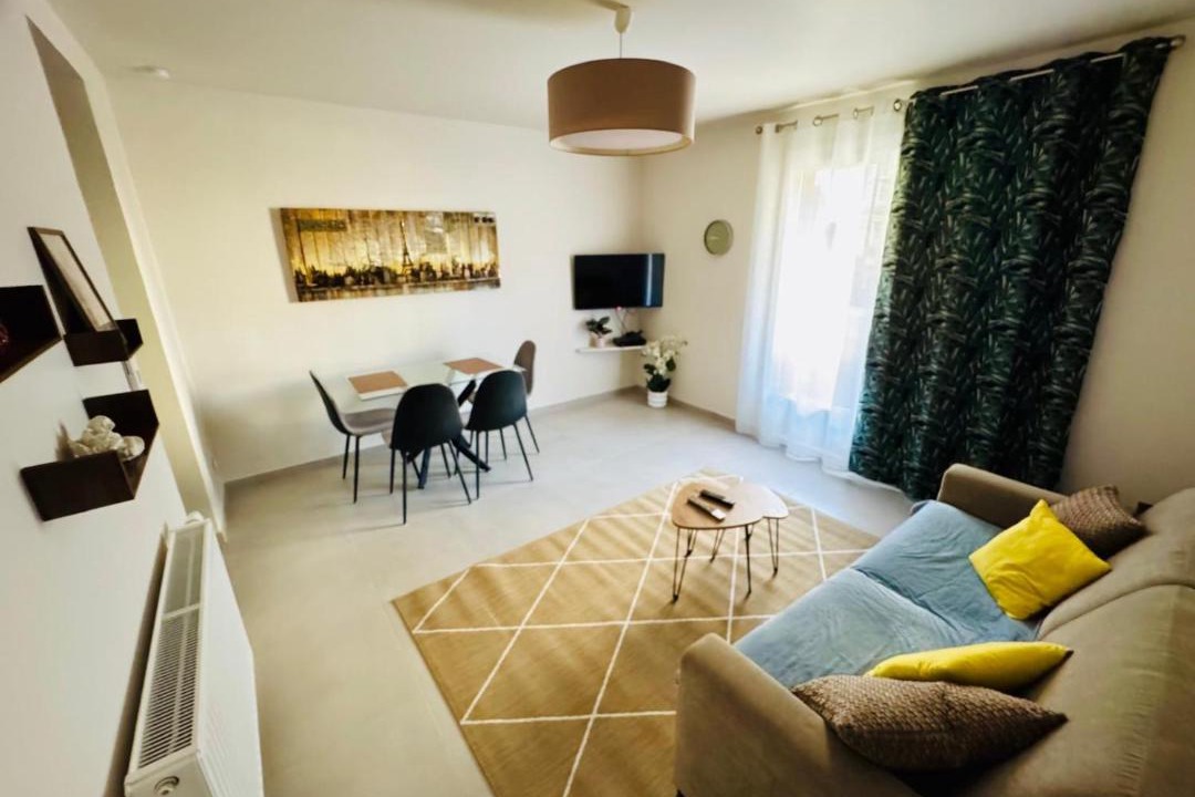 Photo of Livingroom in Lemasson
