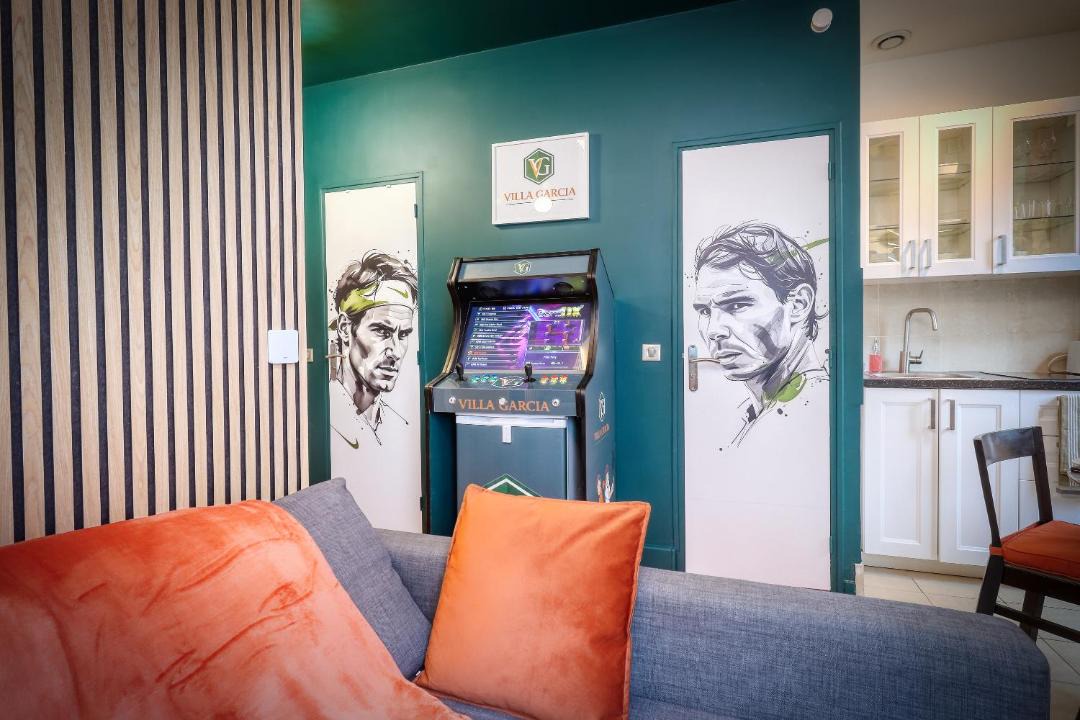 Photo of Livingroom in Republique–Point-du-Jour