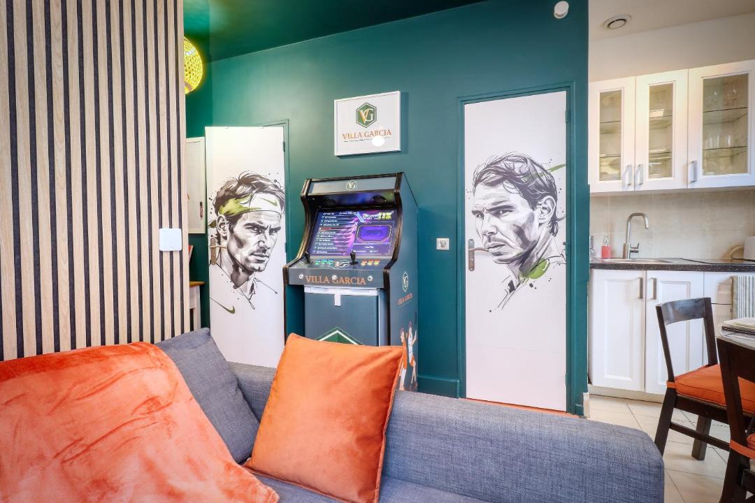 Photo of Livingroom in Republique–Point-du-Jour