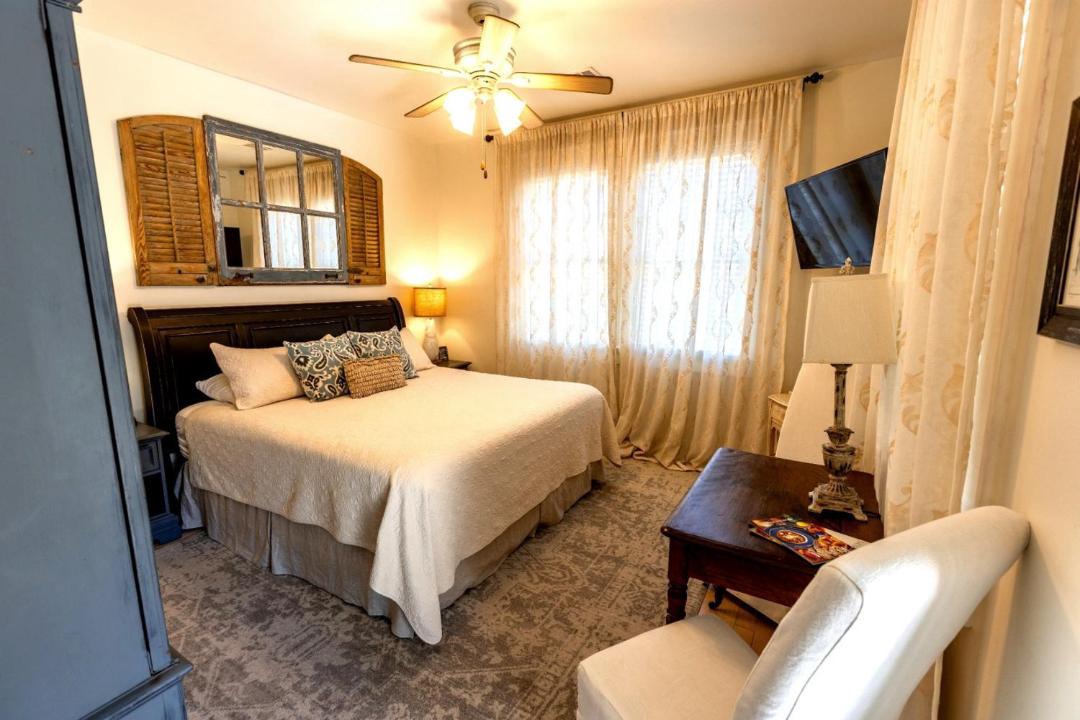 Photo of Bedroom in Mandeville