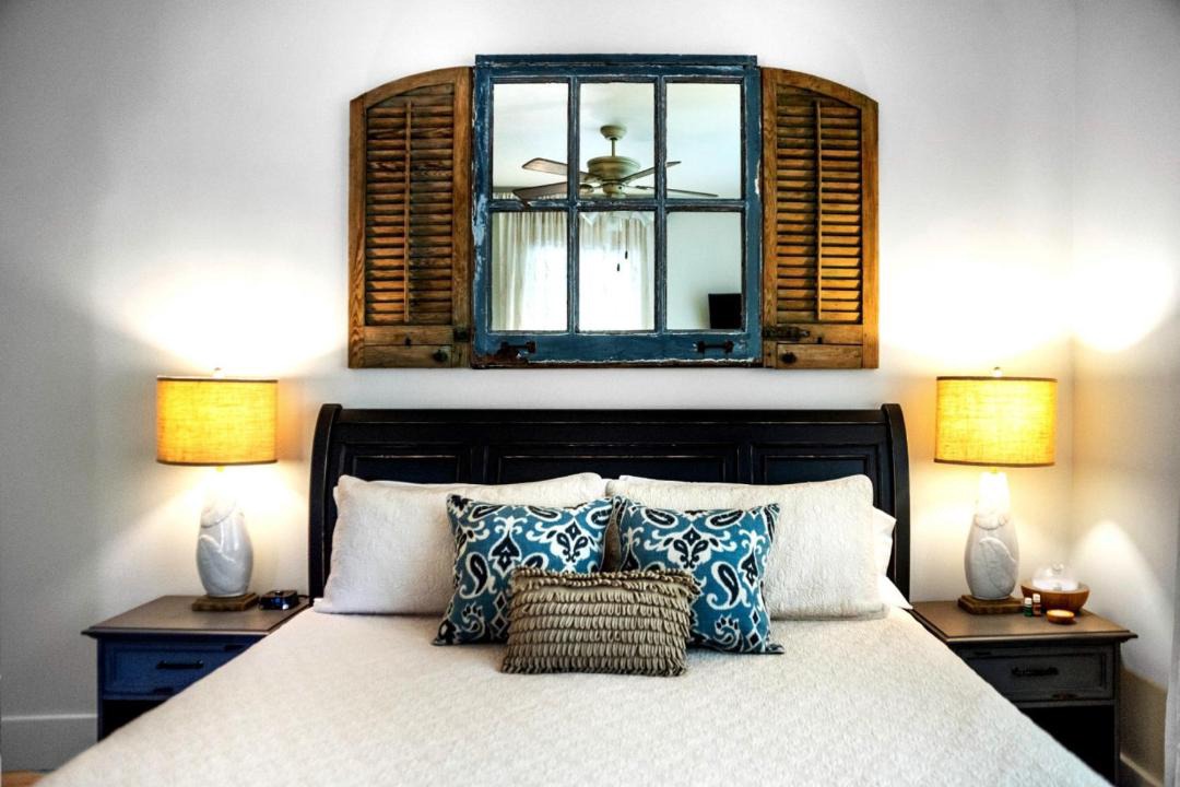 Photo of Bedroom in Mandeville