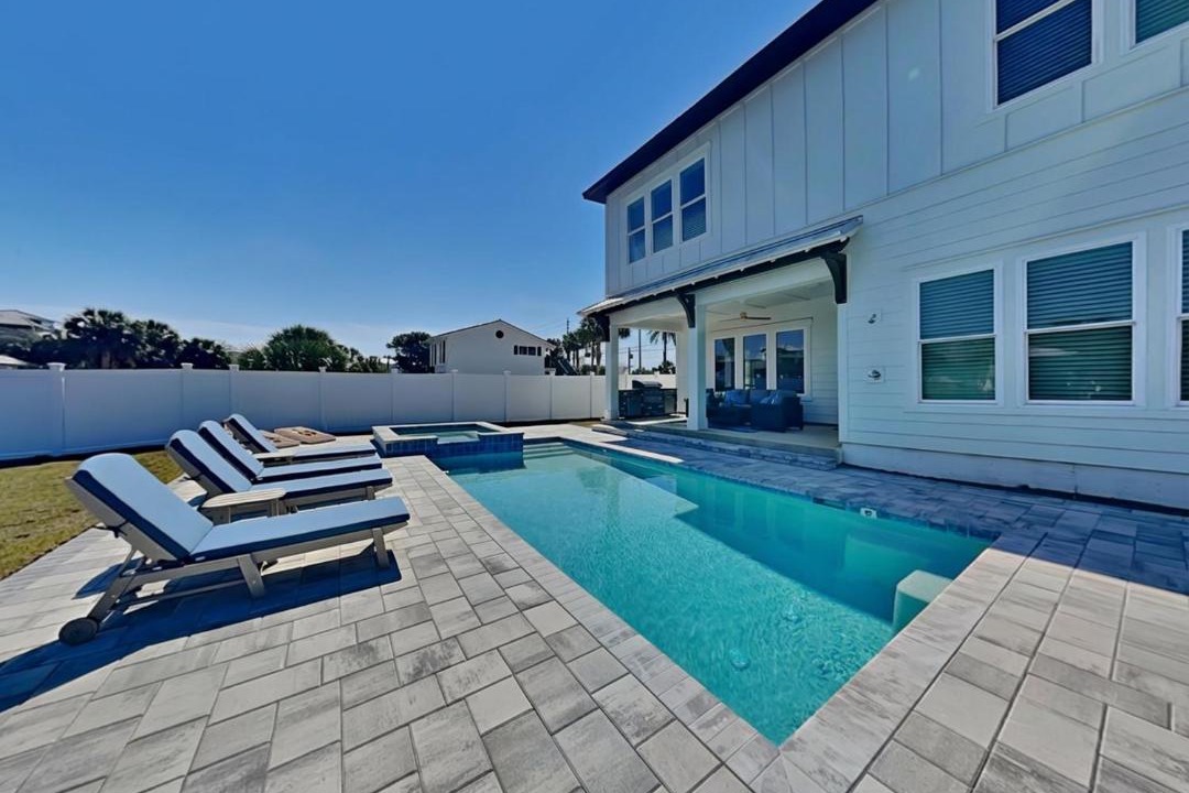 Photo of Others in Laguna Beach Estates