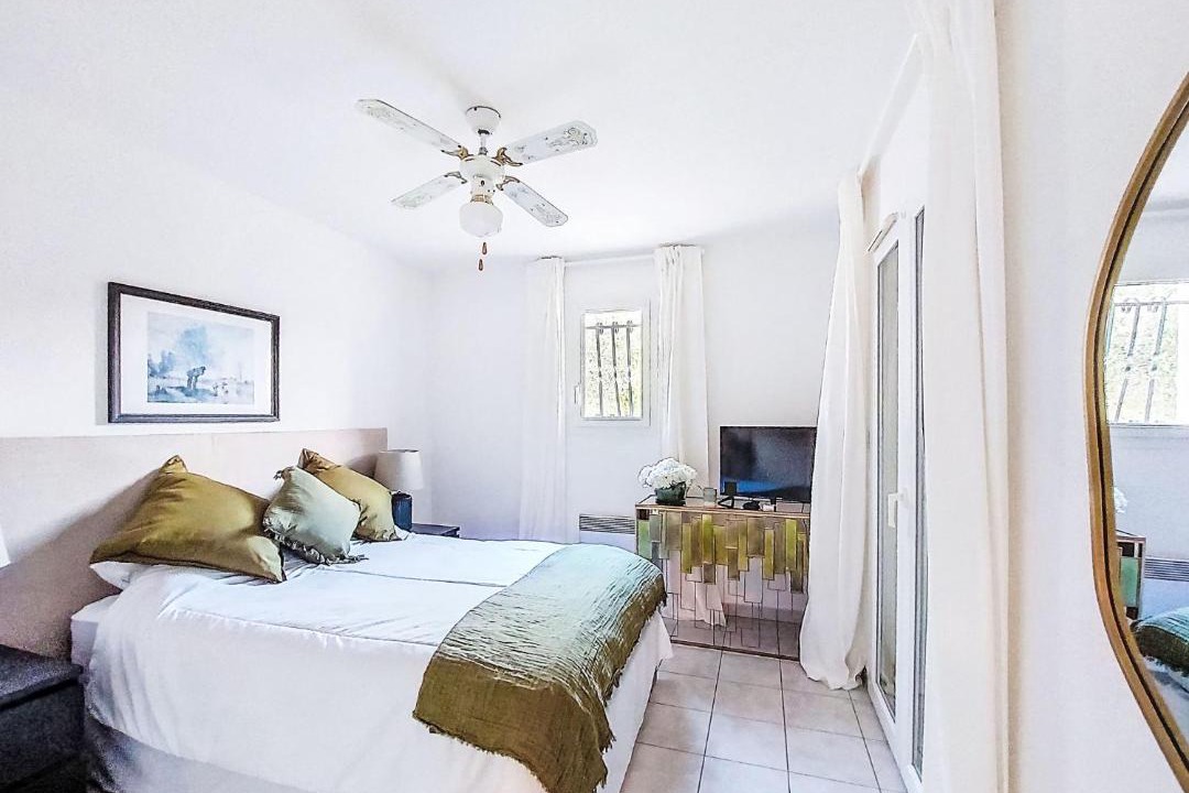 Photo of Bedroom in Brouilla
