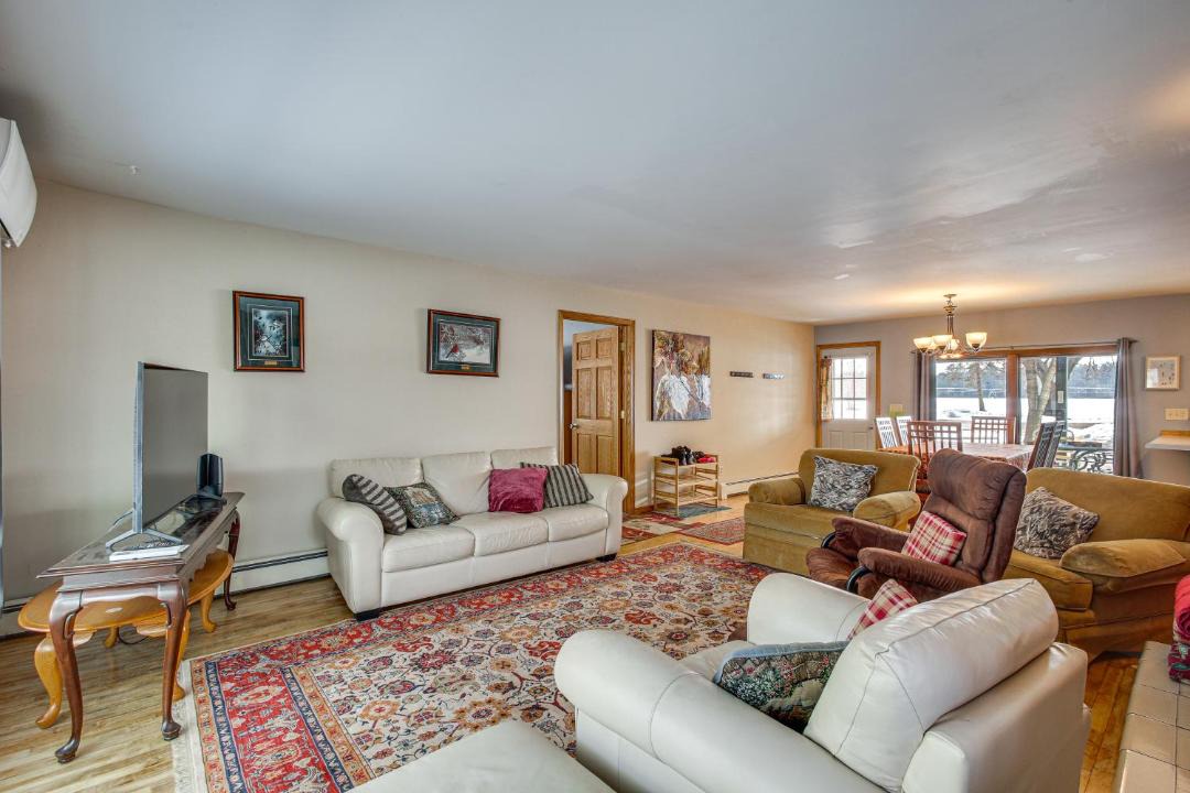 Photo of Livingroom in Waupaca