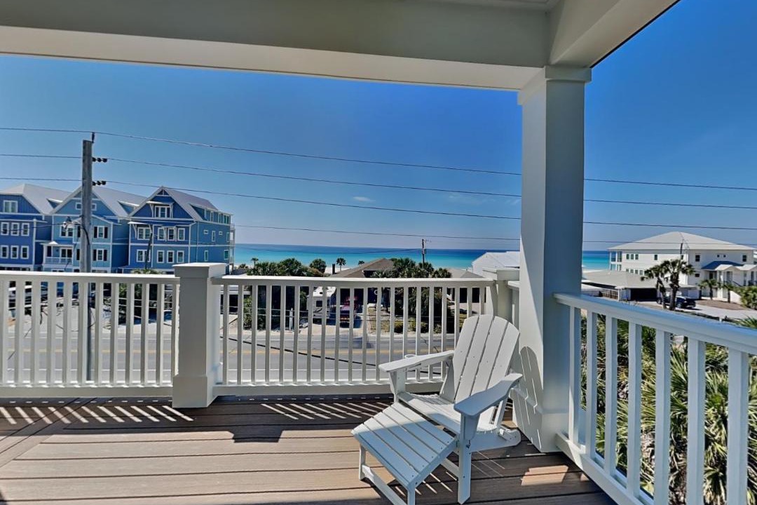 Photo of Patio Balcony in Laguna Beach Estates