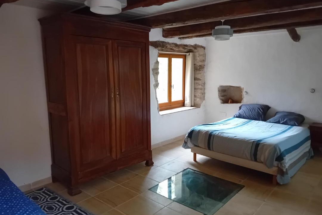 Photo of Bedroom in Montirat
