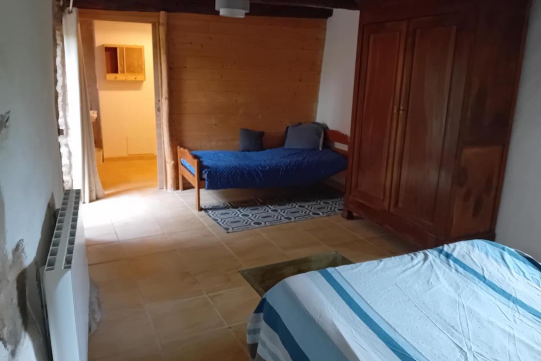 Photo of Bedroom in Montirat