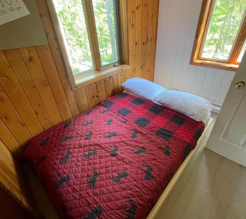 Photo of Bedroom in Tobermory