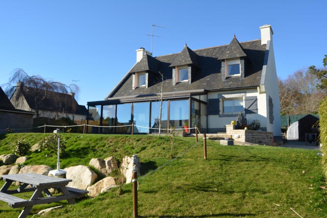 Photo of Buildings in Plomelin